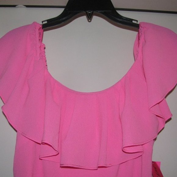 Hot Pink Cold Shoulder Fully-Lined Jumpsuit - Picture 4 of 10
